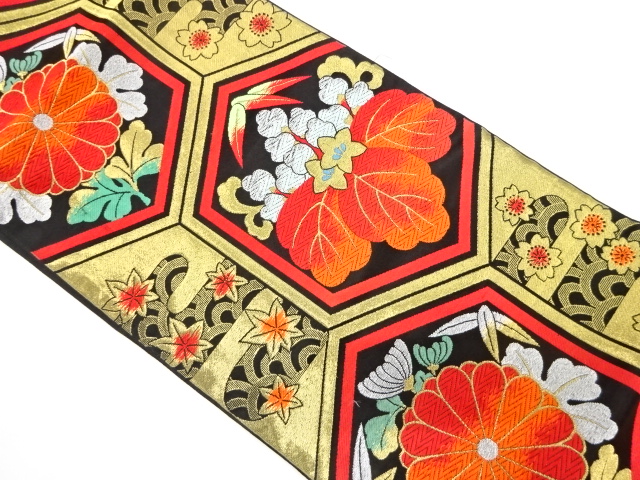 アンティーク　亀甲に桐・菊模様織り出し袋帯（着用可）